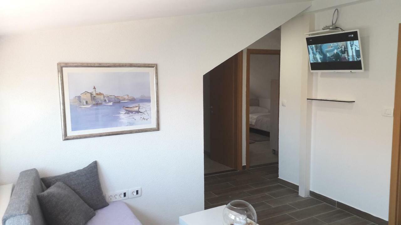 Apartmani Zilic Дугі-Рат Екстер'єр фото