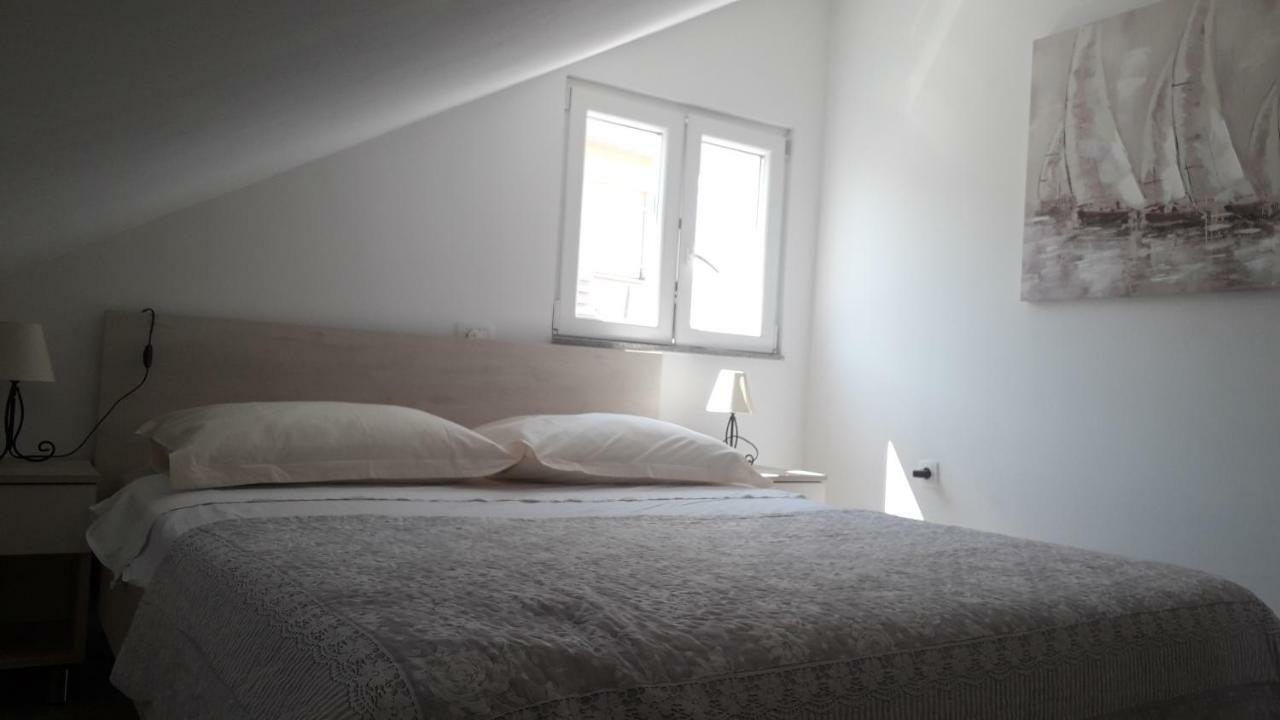 Apartmani Zilic Дугі-Рат Екстер'єр фото