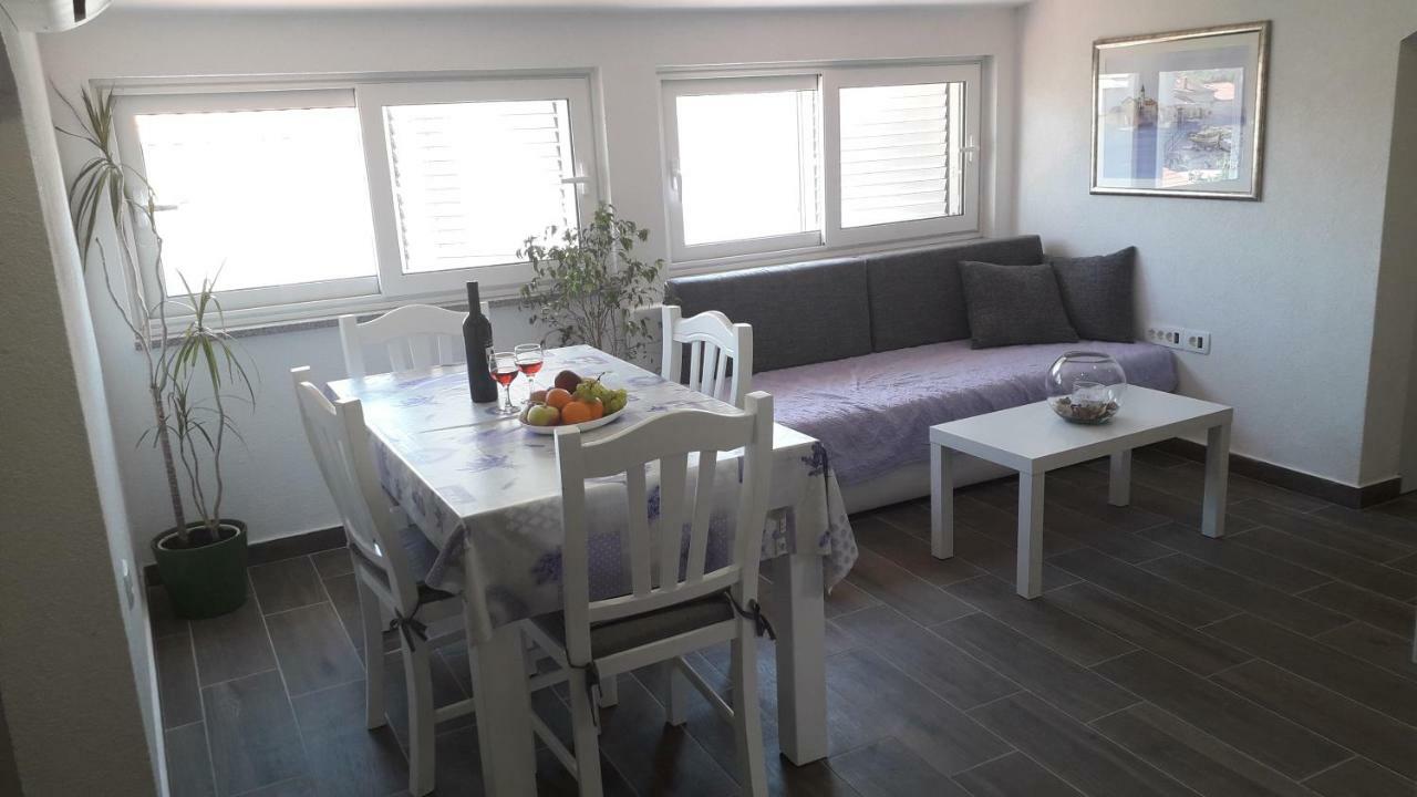 Apartmani Zilic Дугі-Рат Екстер'єр фото